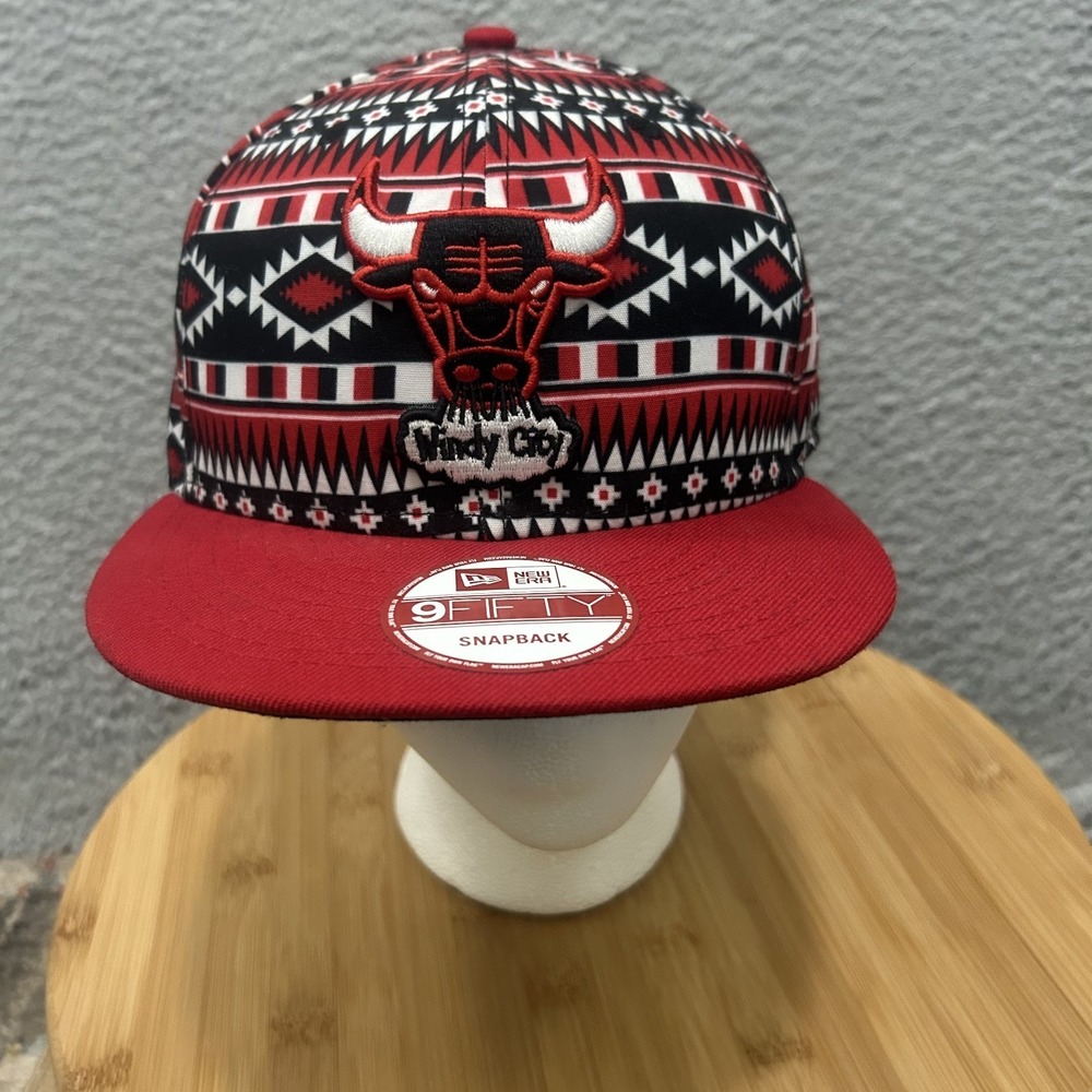 Chicago Bulls Hat Cap Snap Back Mens Red Black NBA Basketball New Era 9Fifty OS